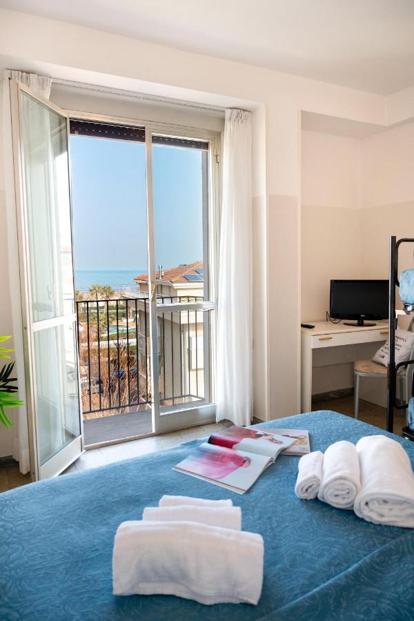 Hotel Selene - Vista Mare Ριτσόνε Εξωτερικό φωτογραφία