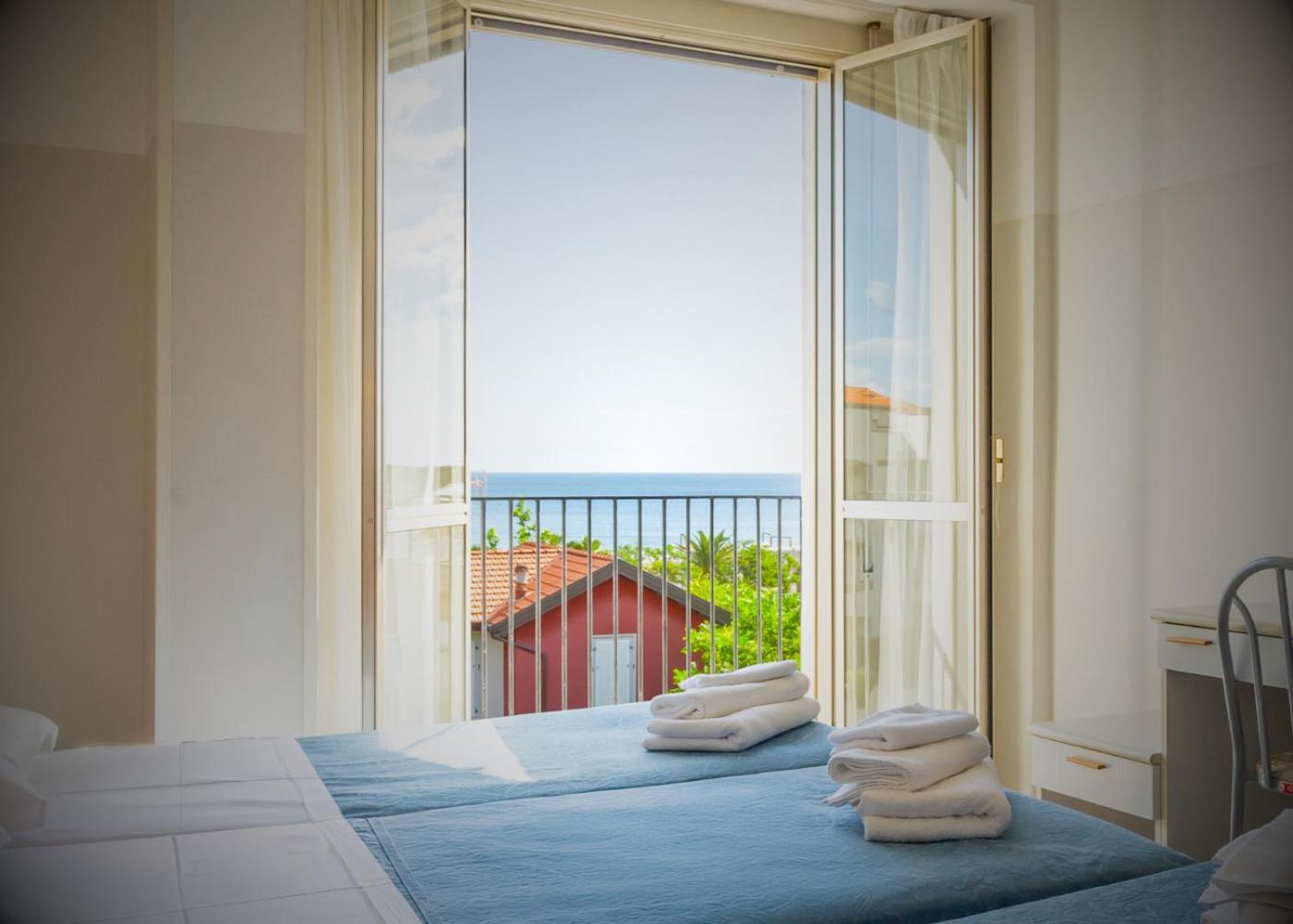 Hotel Selene - Vista Mare Ριτσόνε Εξωτερικό φωτογραφία