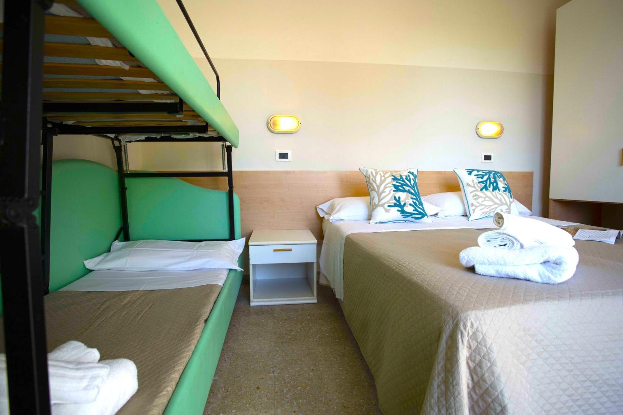 Hotel Selene - Vista Mare Ριτσόνε Δωμάτιο φωτογραφία